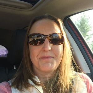 Meet your Posher, Ashly